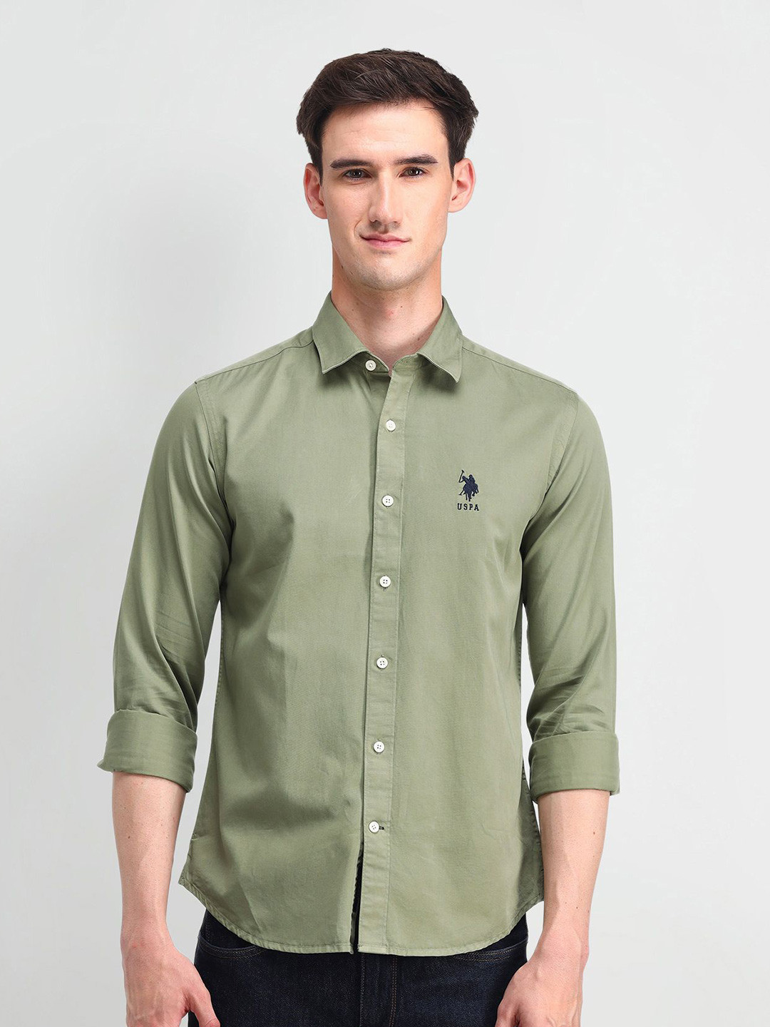 U.S. Polo Assn. Denim Co. Men Manhattan Spread Collar Solid Cotton Slim Fit Casual Shirt