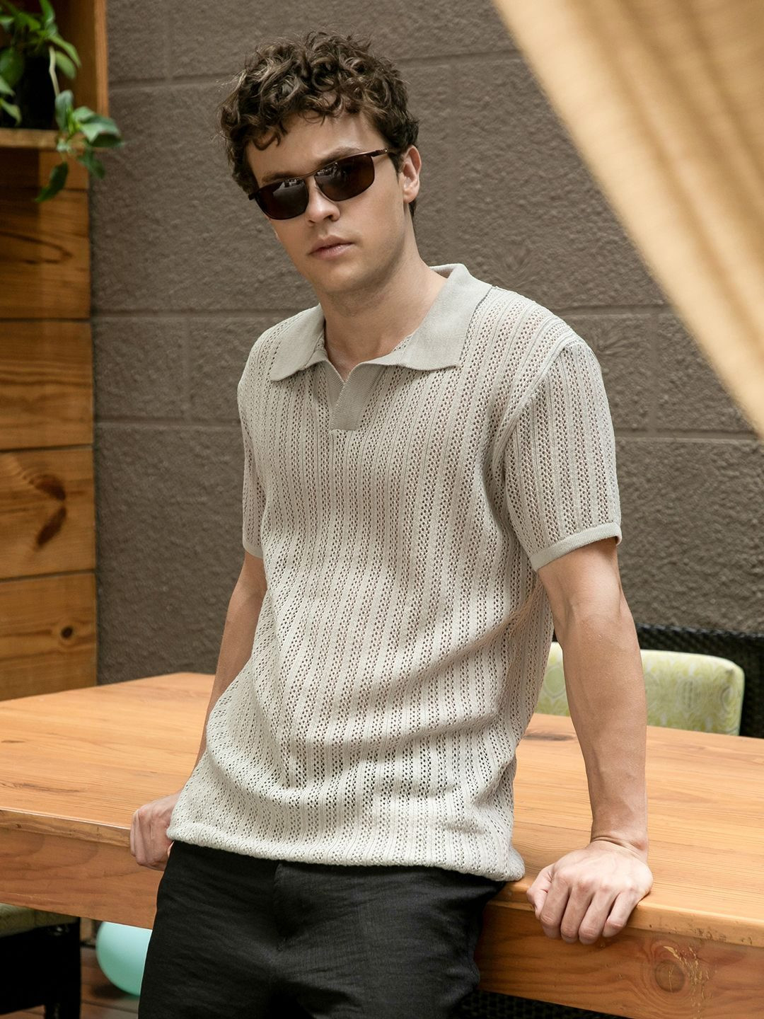 Campus Sutra Men Polo Collar T-shirt
