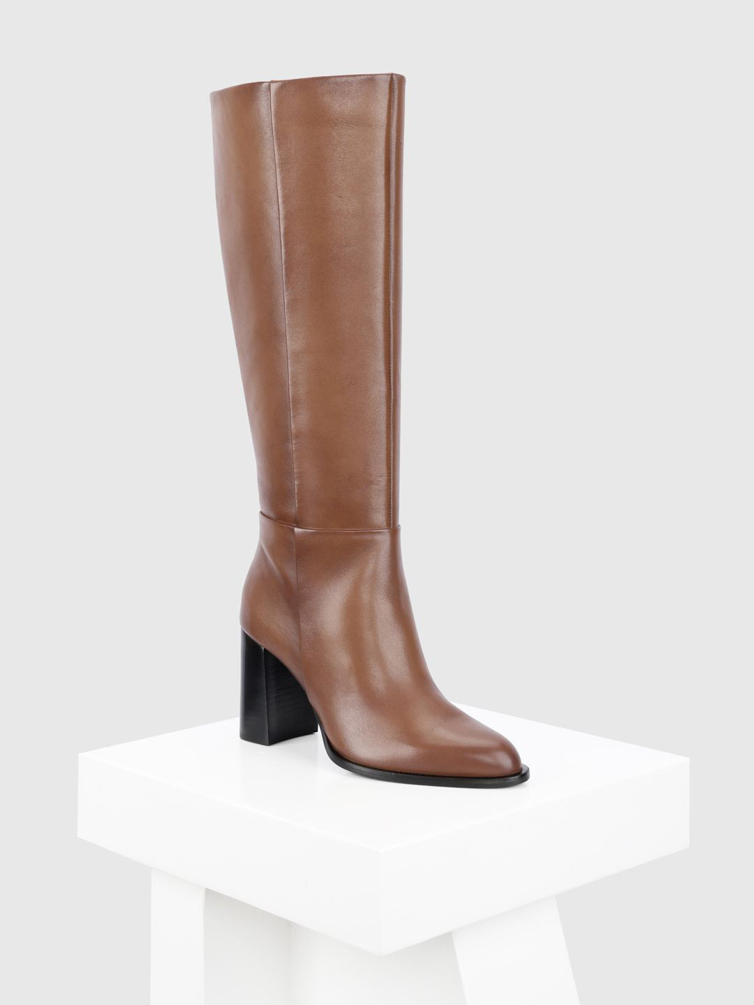 Oroh Women Block-Heeled Slouchy Boots