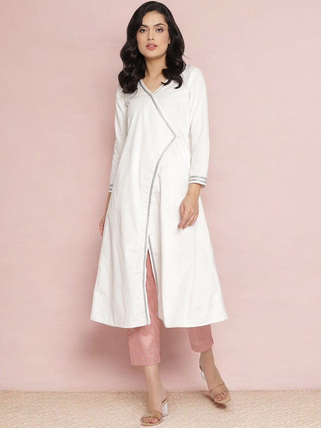 Ahalyaa V Neck Angrakha Thread Work Velvet A Line Kurta With Trousers - Kurta Sets for Women 31242973 | Myntra