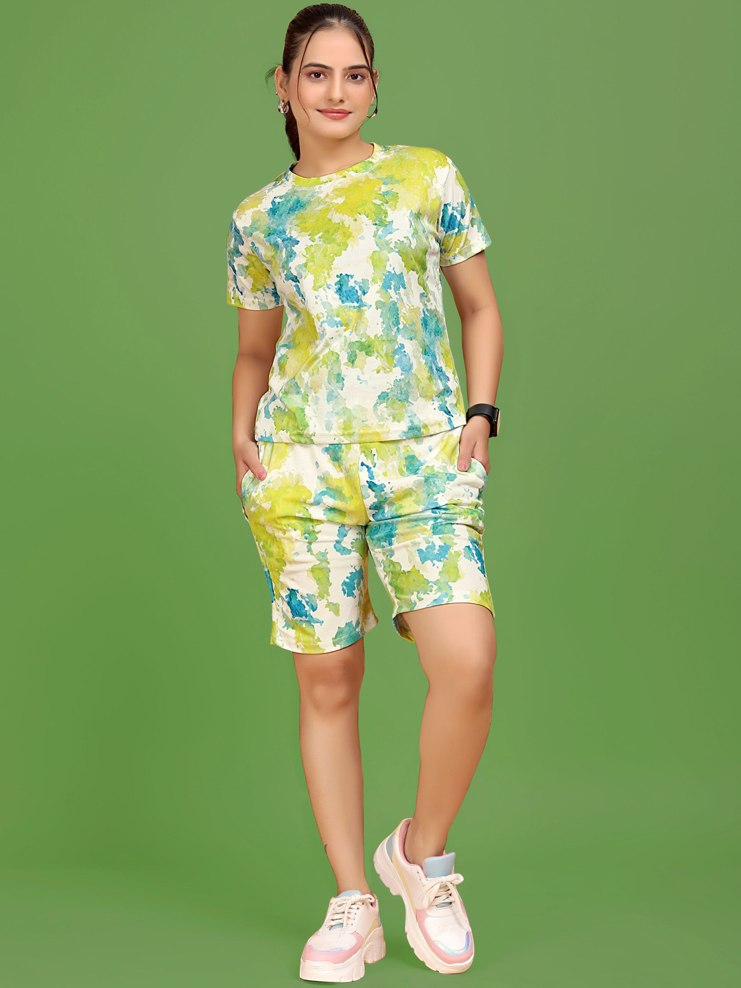 SAKARMAA Digital Printed Round Neck T-Shirt With Shorts Co-Ords