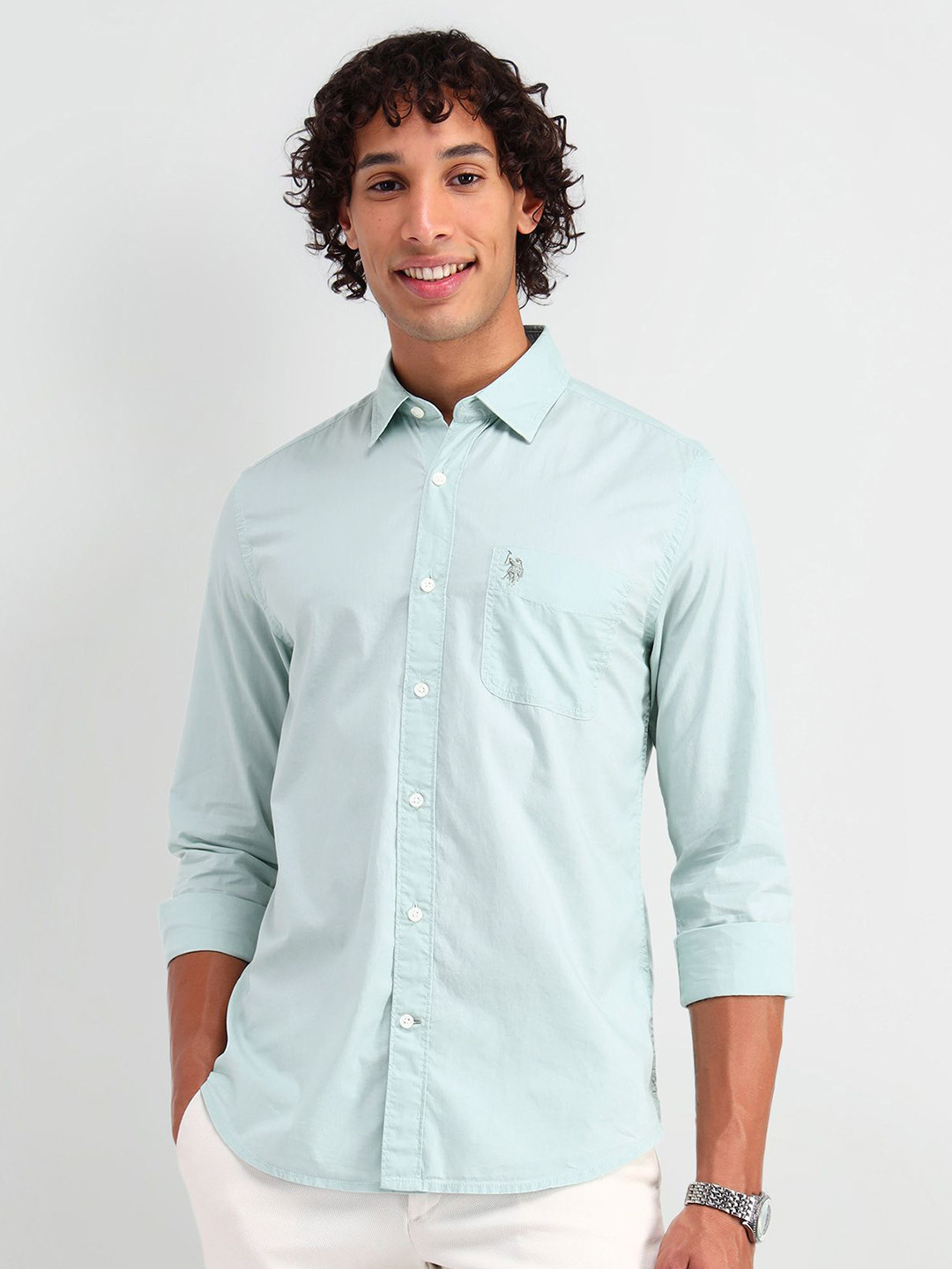 U.S. Polo Assn. Denim Co. Men Manhattan Spread Collar Solid Cotton Slim Fit Casual Shirt