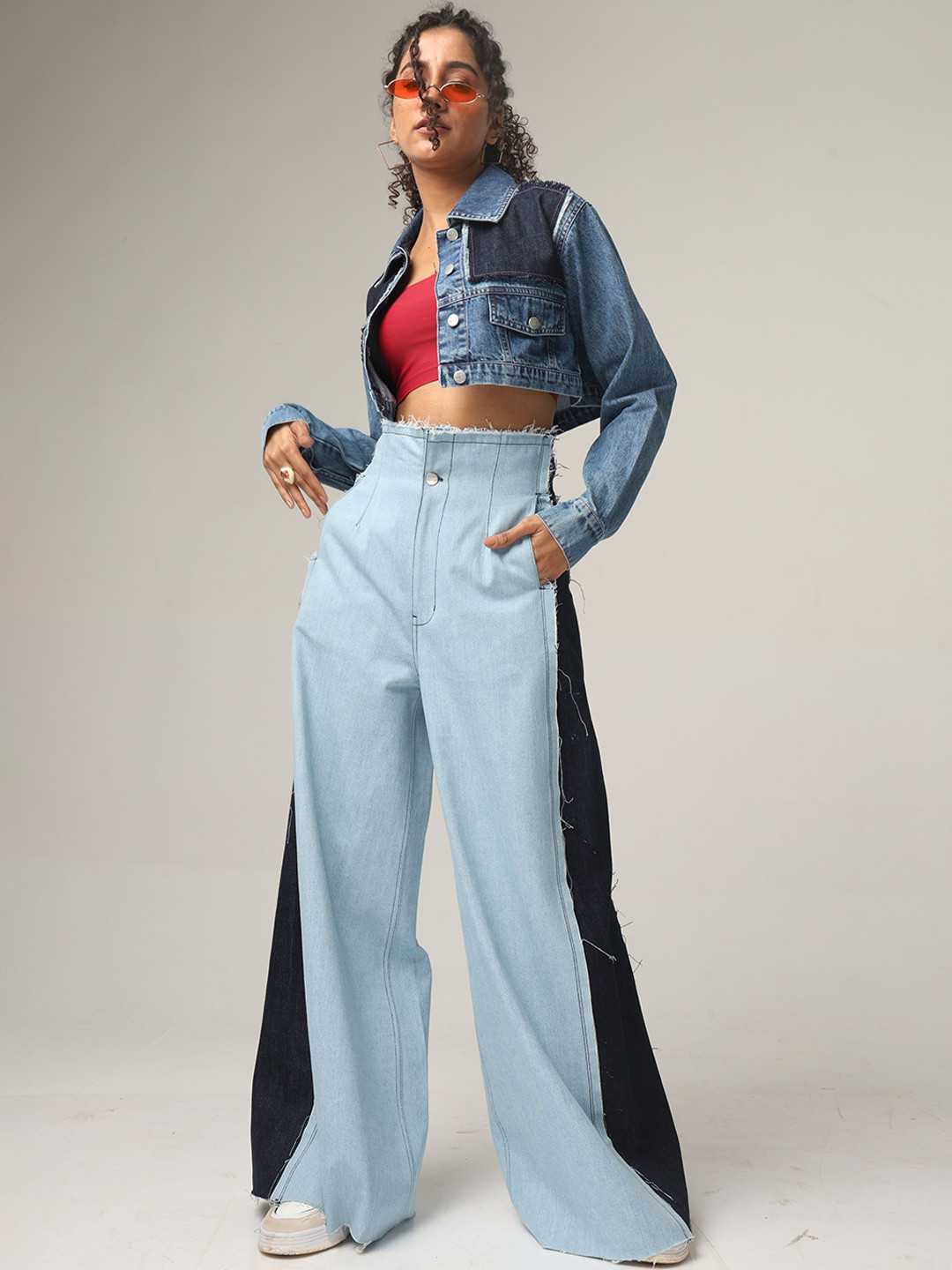 DAYER Women Relaxed Cotton Fit High-Rise Mildly Distressed Jeans