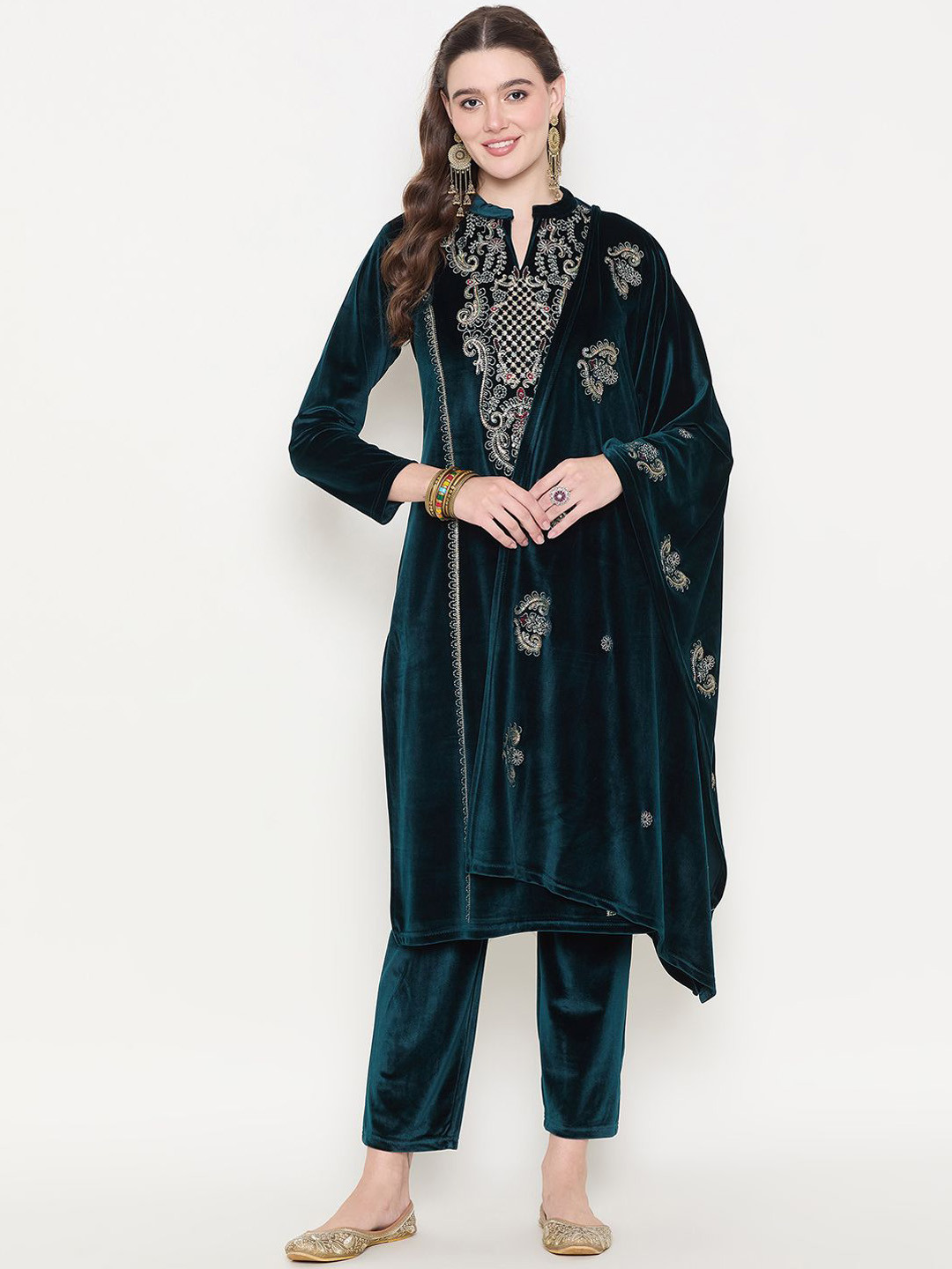 Zigo Winter Wear Floral Embroidered Panelled Velvet Kurta With Trouser With Dupatta