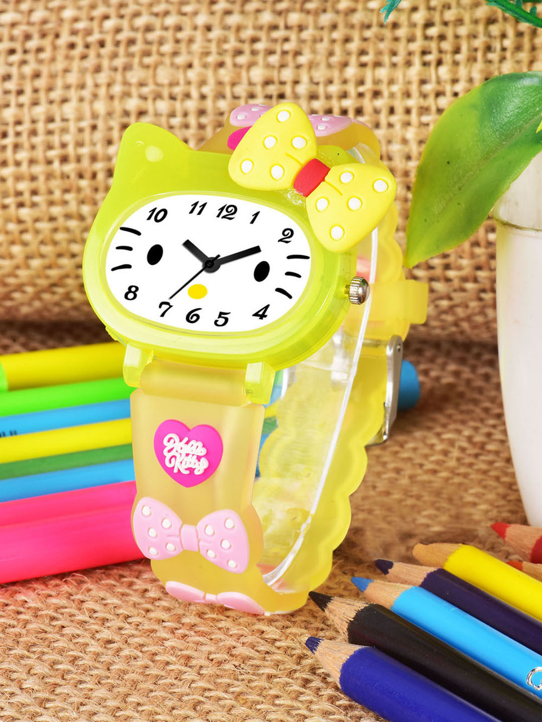 Shocknshop Girls Printed Dial & Straps Analogue Watch 339 Yellow Kitty