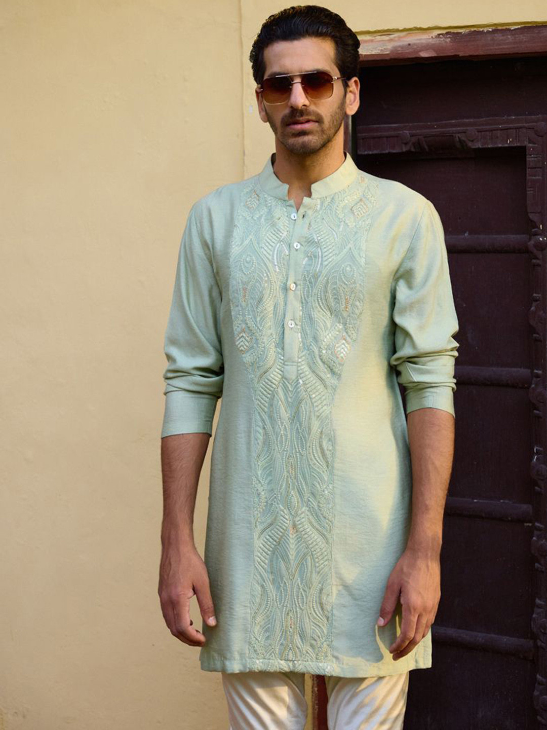 Ankit V Kapoor Gajner Embroidered Regular Sequinned Straight Kurta with Churidar