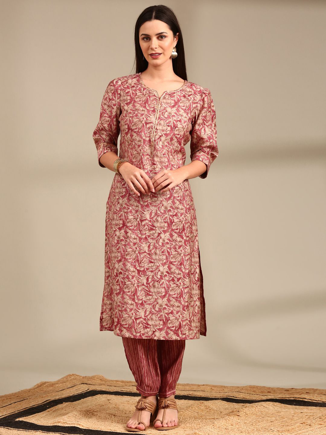 Anouk X fwd Floral Printed Regular Straight Kurta with Trousers