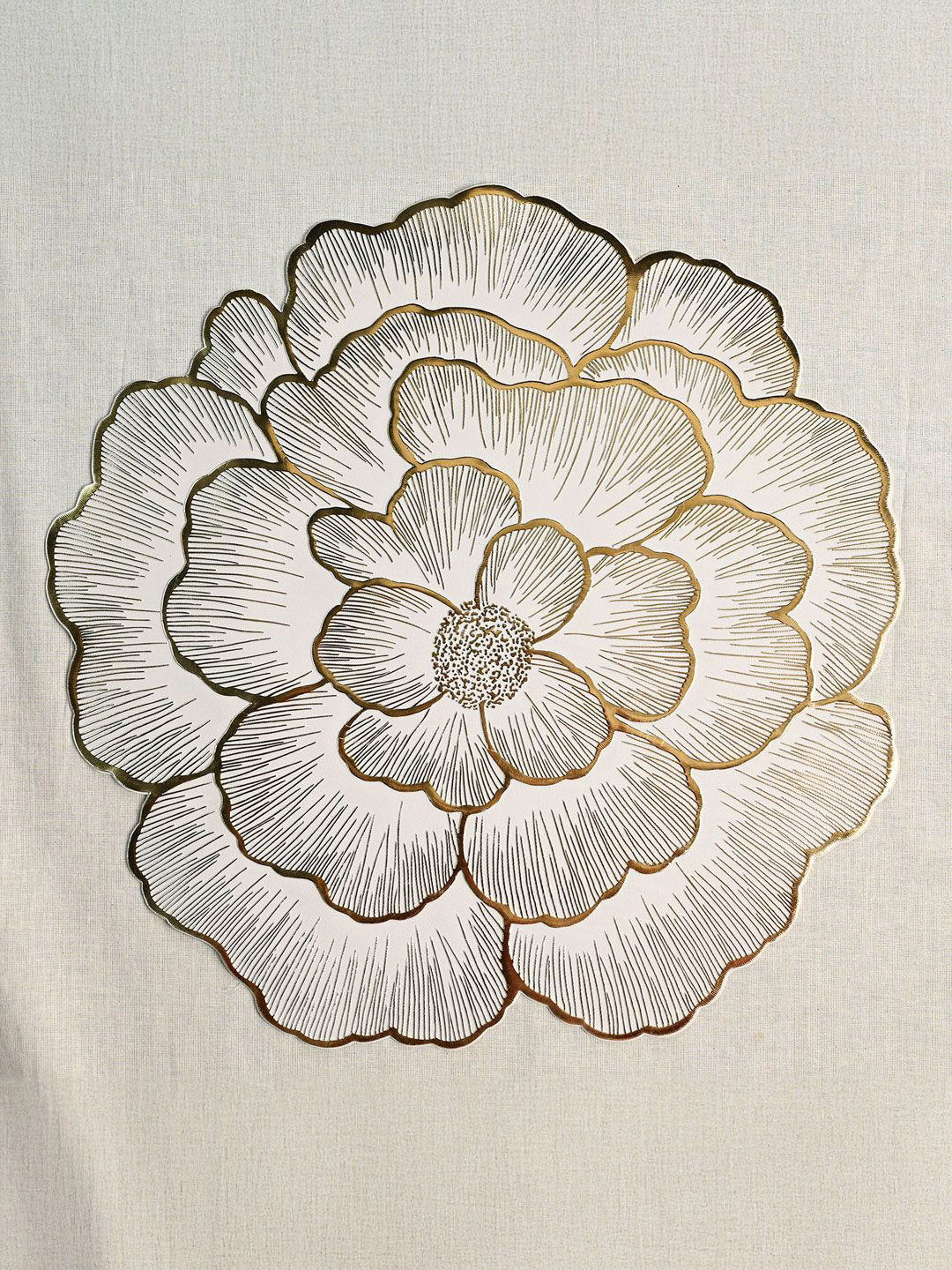 MARKET99 Gold Toned 2 Pcs Floral Design Table Placemat