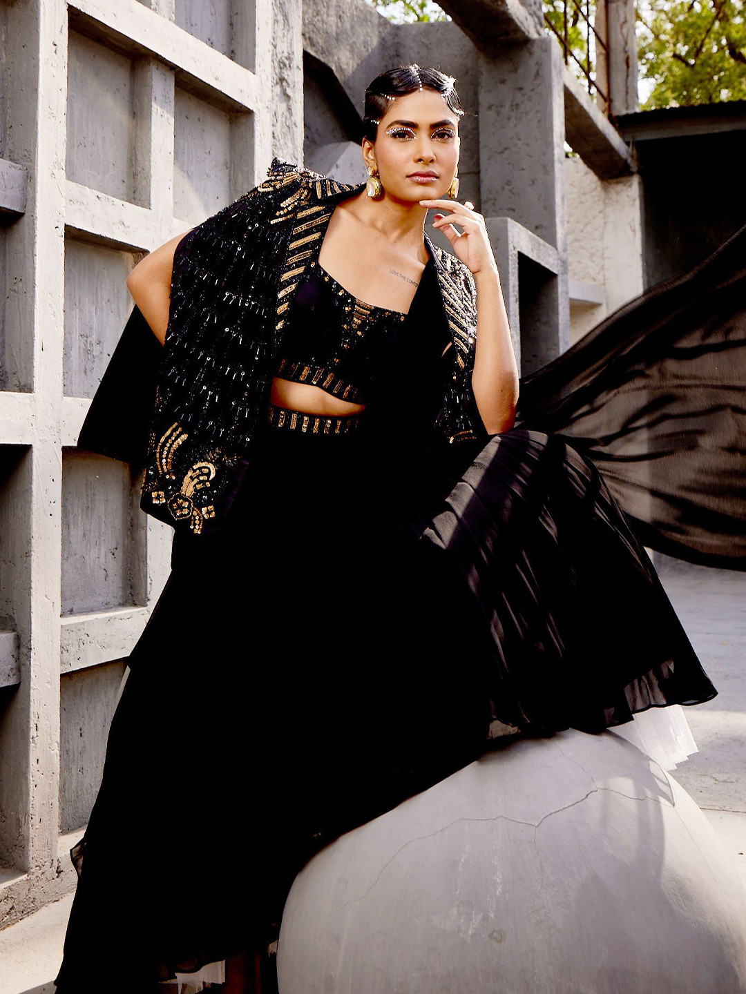 MIKU KUMAR Embellished Made to Measure Lehenga & Blouse With Dupatta