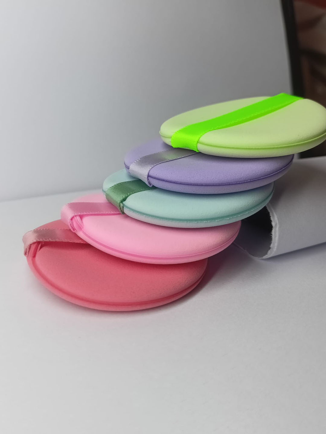 Facejewel Set Of 7 Powder Puff & Mini Heart Puff With Box