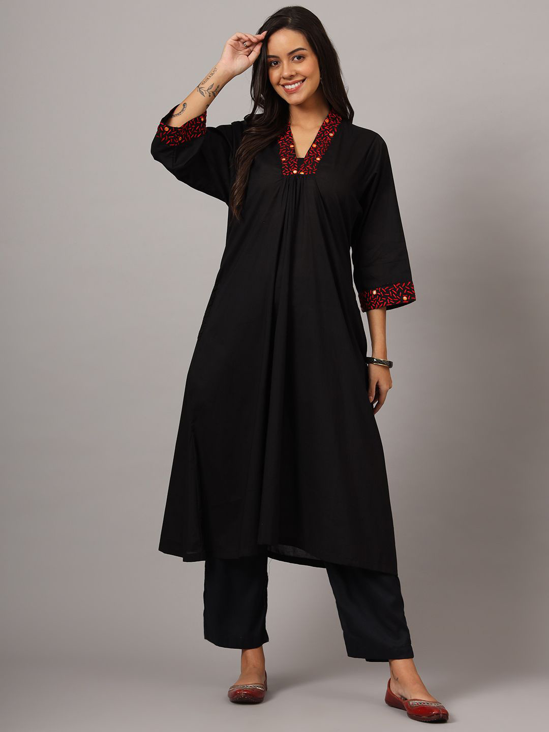 DART STUDIO Women Solid Cotton Fit and Flare Kurta With Pajama