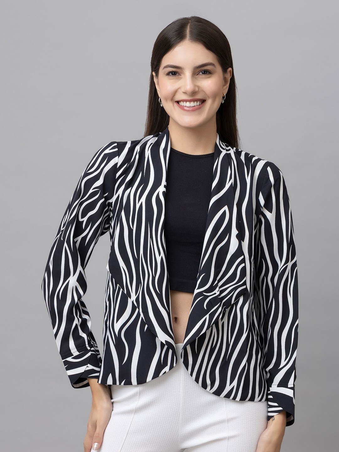 PURYS WORKSPACE Abstract Printed Shrug