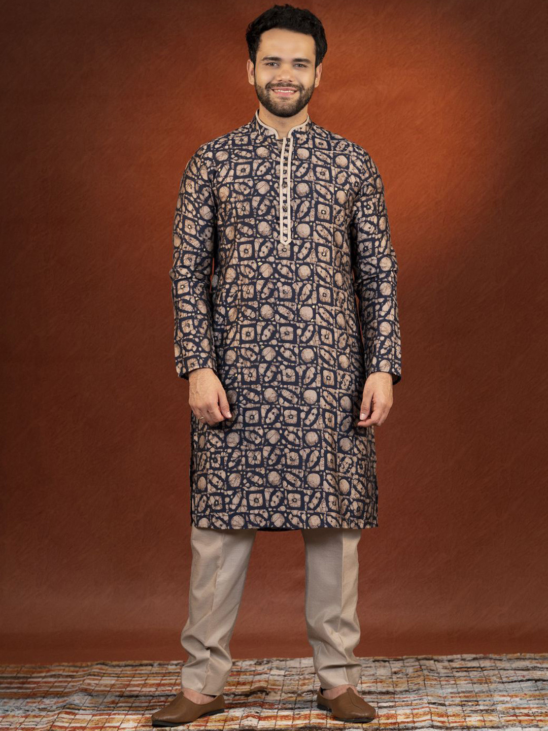 TheEthnic.Co Batik Printed Straight Pure Cotton Kurta with Pyjamas