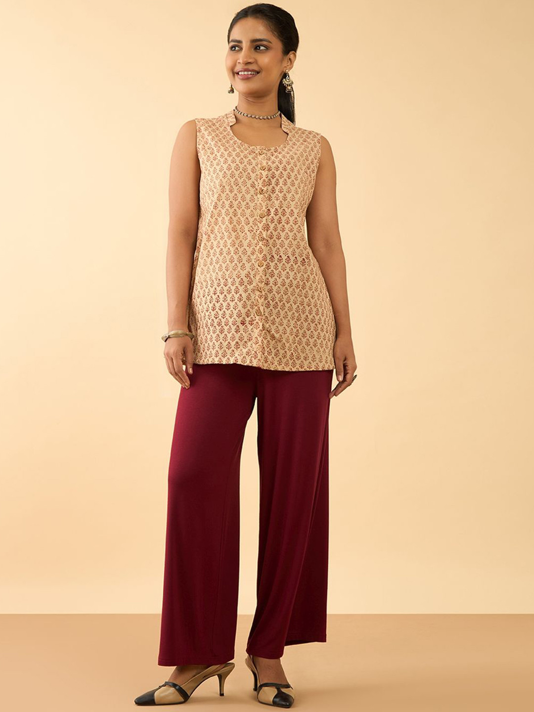 Taneira Floral Bagru Block Printed Printed Sleeveless Pure Cotton Top Pure Cotton Top
