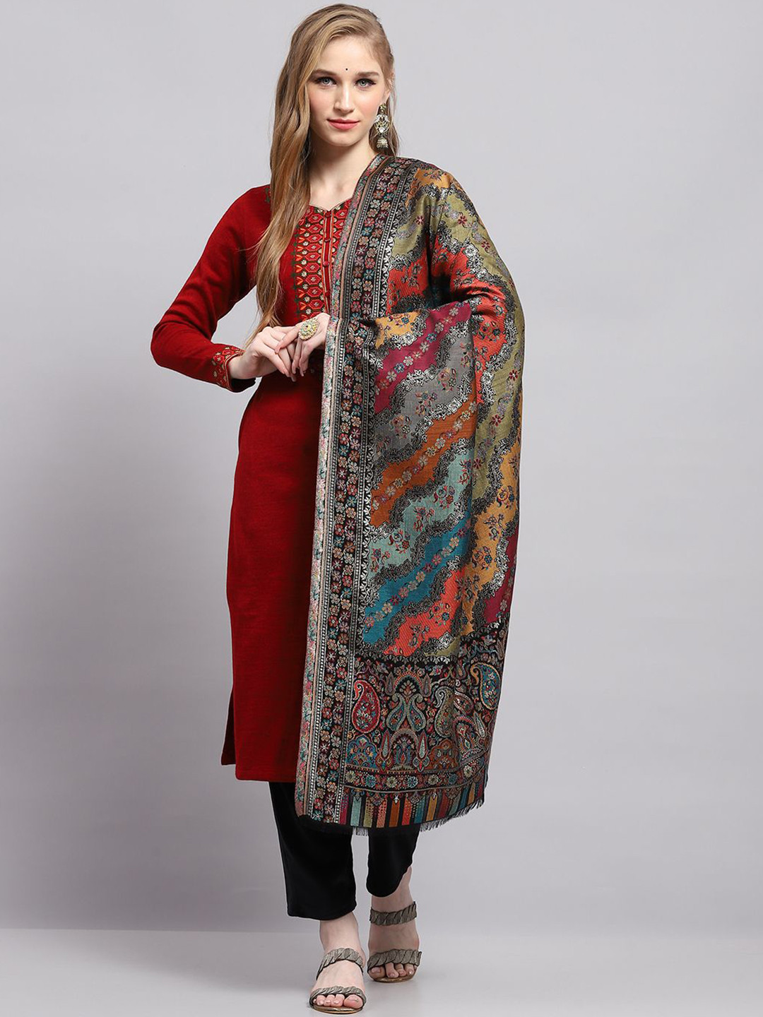 Monte Carlo Paisley Woven Design Shawl