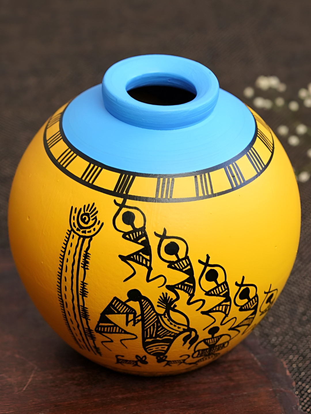 Freakway Yellow Resin Matte Living Room Medium Showpiece - 6 Inches
