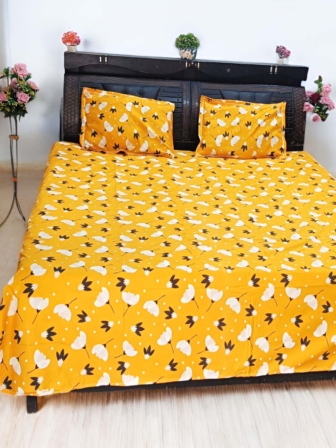 V.R.ENTERPRISES Yellow Floral Cotton 210 TC Queen Fine Bedsheet with 2 Pillow Covers-98 x 88 inches