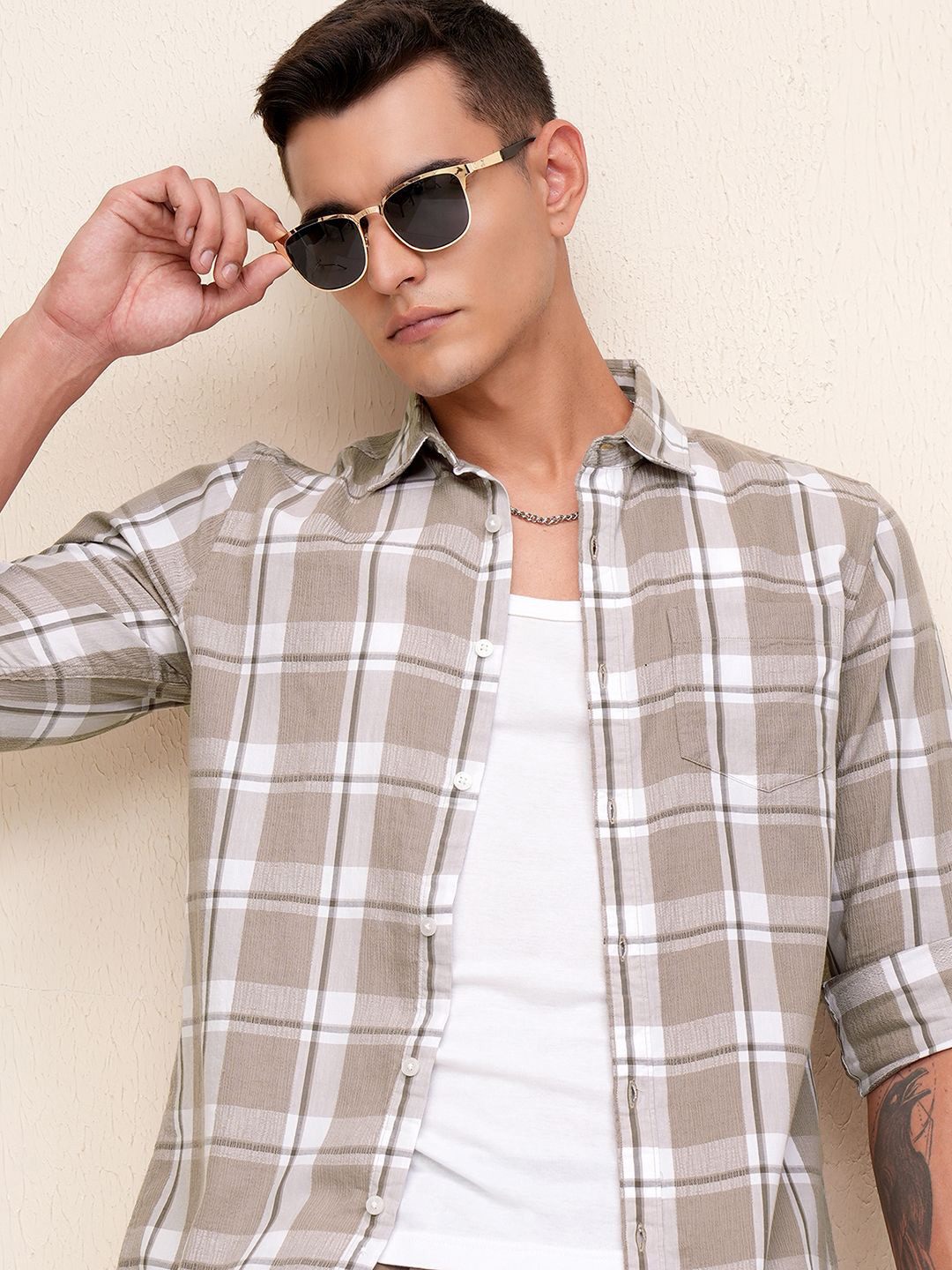 HIGHLANDER Men Tan Dobby Textured Checked Casual Shirt