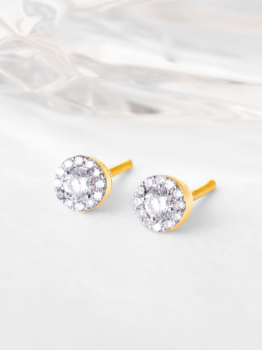 GIVA 14KT Gorgeous Cluster Diamond Earrings-1.106 gms