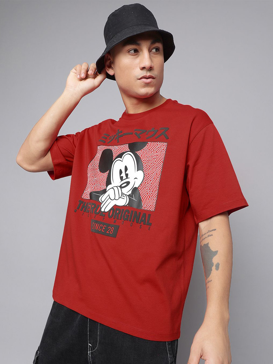 Free Authority Men Mickey Mouse Graphic Printed Pure Cotton Printed Oversized T-Shirt