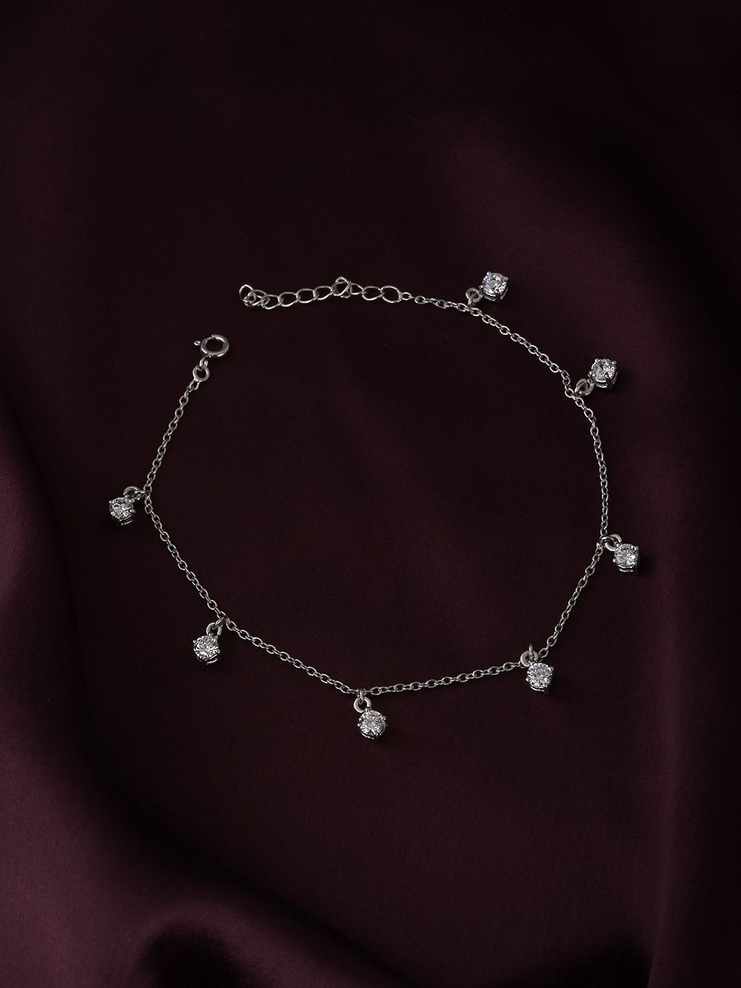 Whitehathi Silver Plated 92.5 Sterling Silver Regal Diamond Artificial Stones Anklet