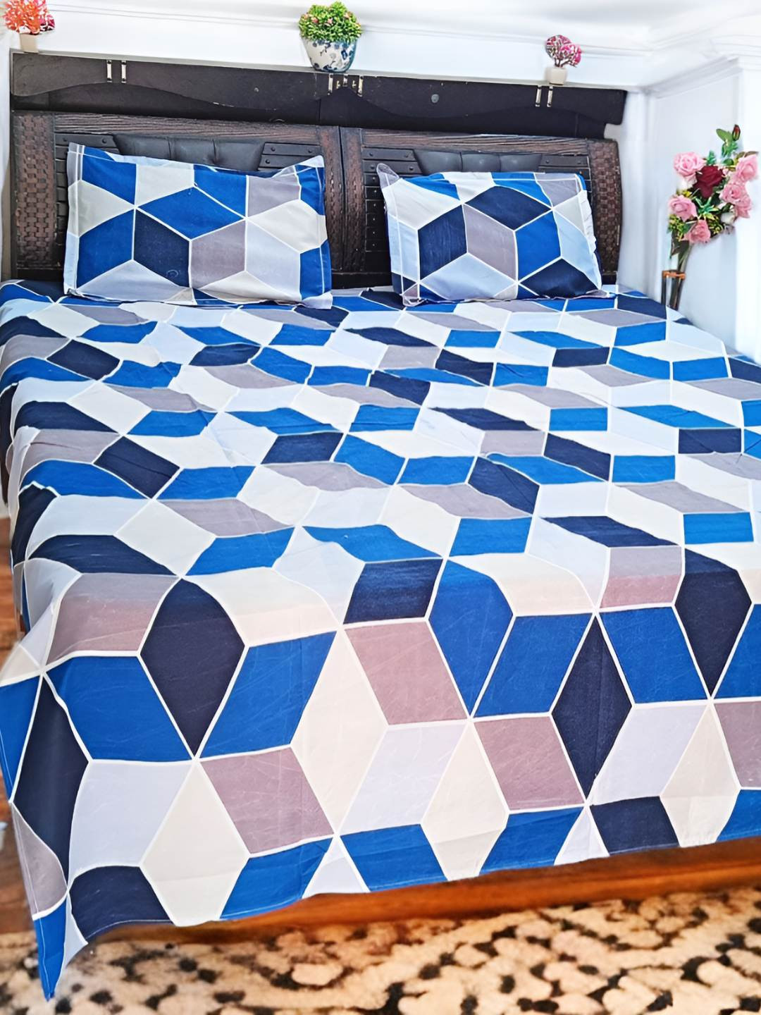 V.R.ENTERPRISES Blue Geometric Cotton Skin-Friendly 210 TC Queen Fine Bedsheet with 2 Pillow Covers-98 x 88 inches