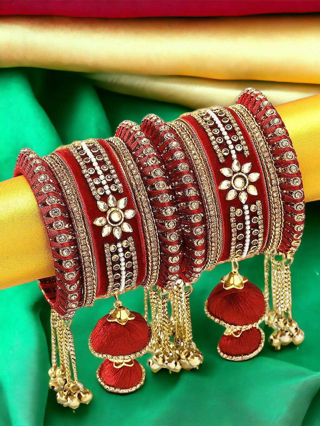 OOMPH 10-Pcs Kundan Stone Studded Bridal Chuda Bangles