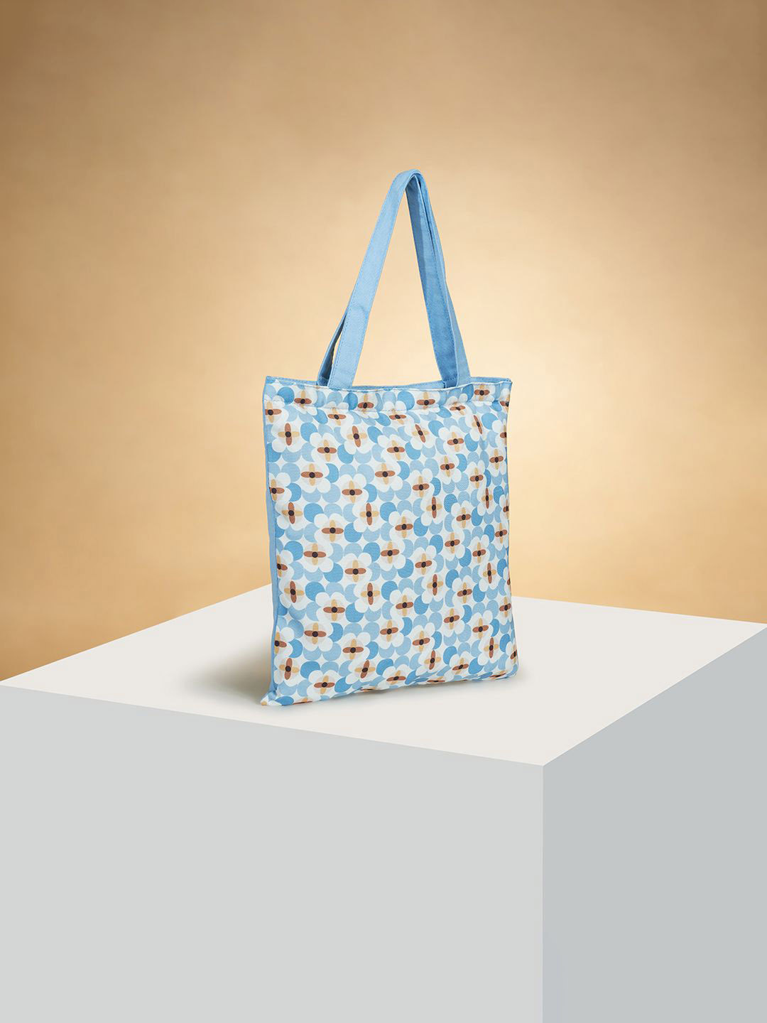 Forever Glam by Pantaloons Women Colourblocked Oversized Swagger Tote Bag with Cut Work