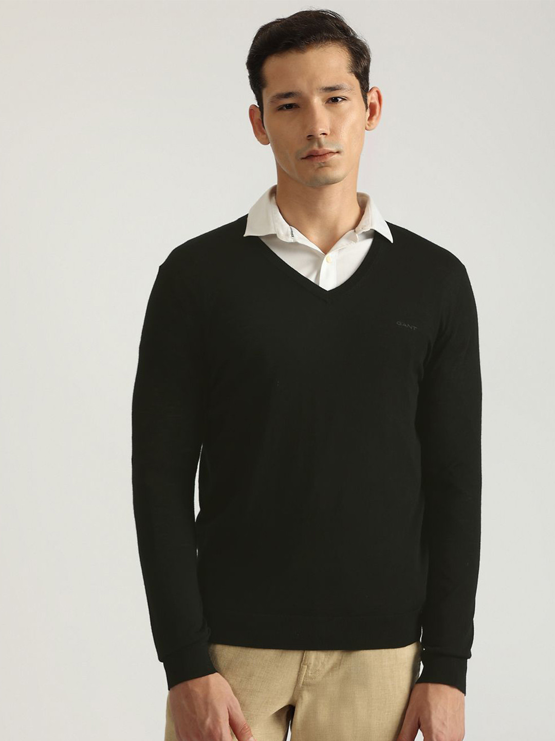 GANT Men Solid V-Neck Pullover Style Sweater