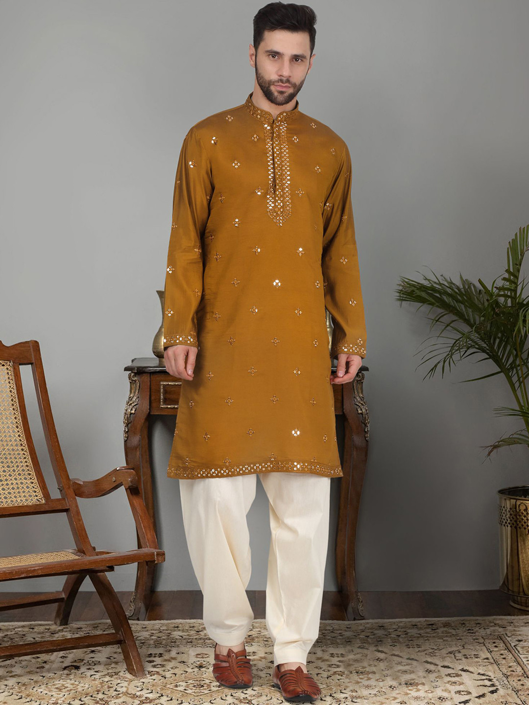 KRAFT INDIA LUXE Floral Embroidered Mirror Work Cotton Silk Straight Kurta With Trouser