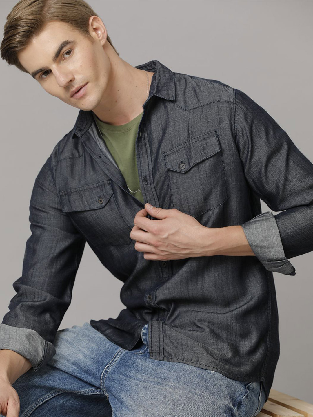 TEMPLE OF DENIM Men India Slim Spread Collar Solid Denim Casual Shirt