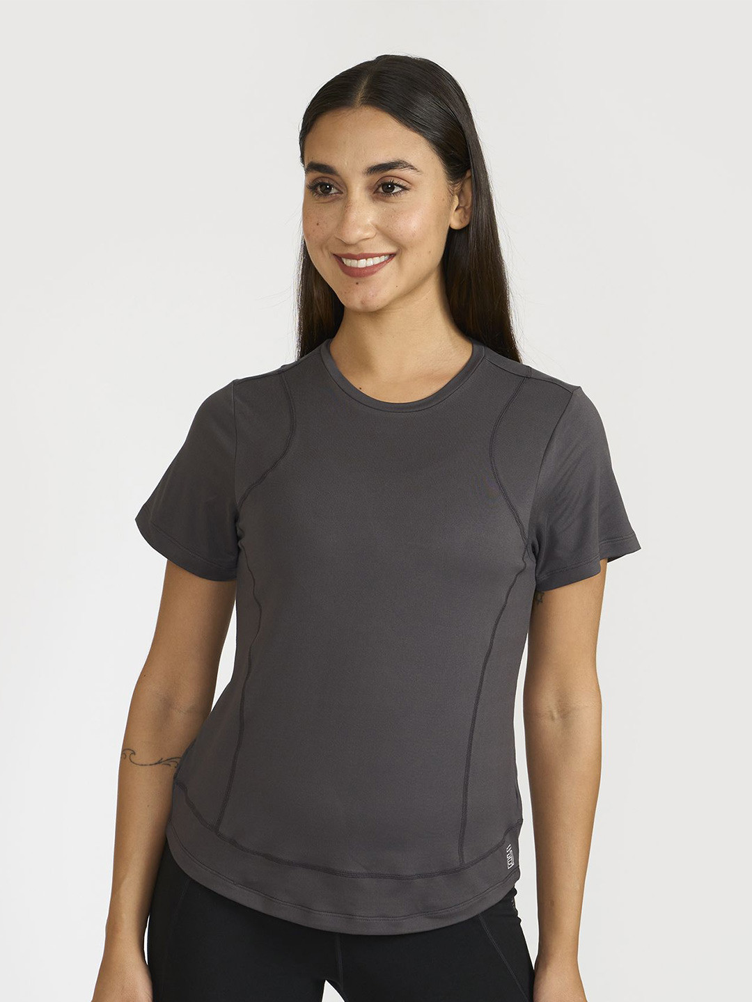 Hunnit Women Zen Slim Fit Round Neck Activewear Training Top for Sports & Gym