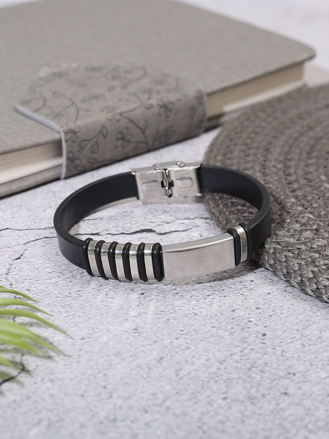 The Roadster Lifestyle Co. Men Black Leather Band Wraparound Bracelet