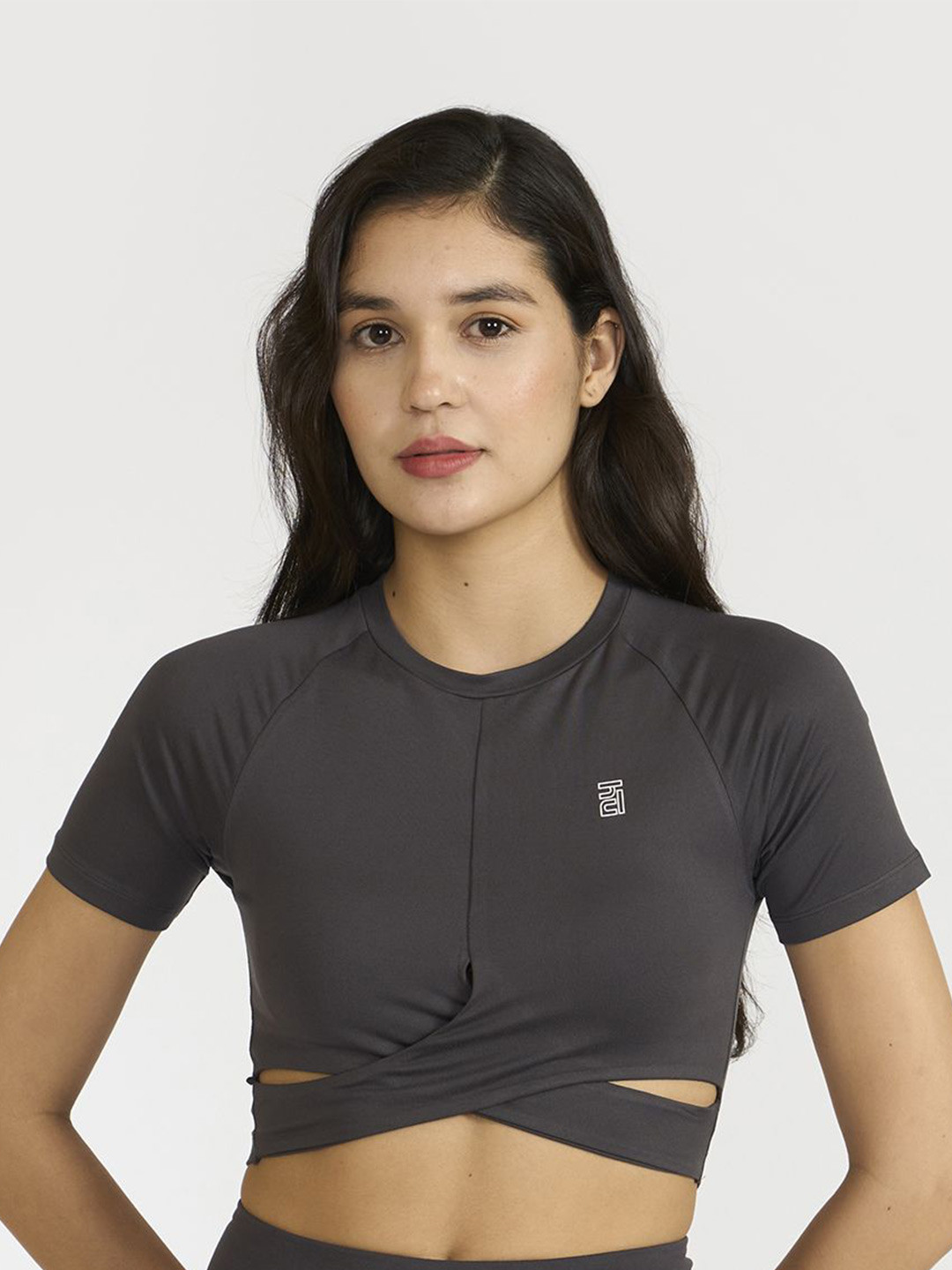 Hunnit Women Zen Front Wrap Stretchable Active Wear Crop Top