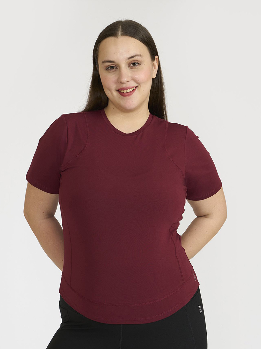 Hunnit Women Zen Slim Fit Round Neck Activewear Training Top for Sports & Gym