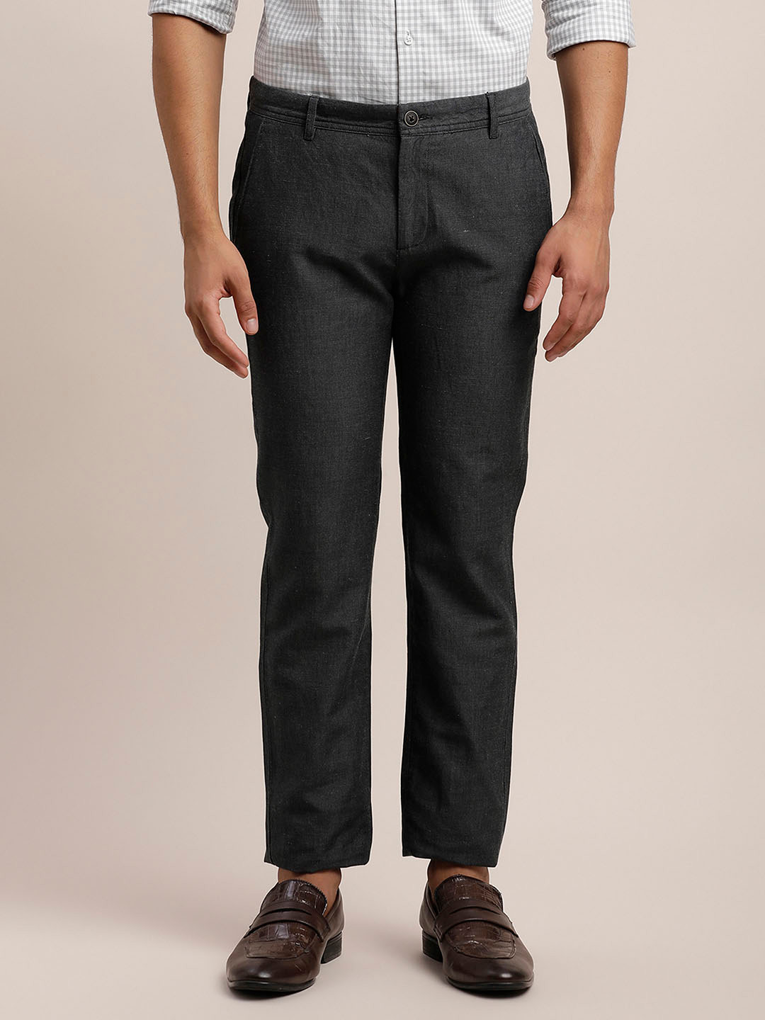 Turtle Men Solid Relaxed Slim Fit Casual Trouser