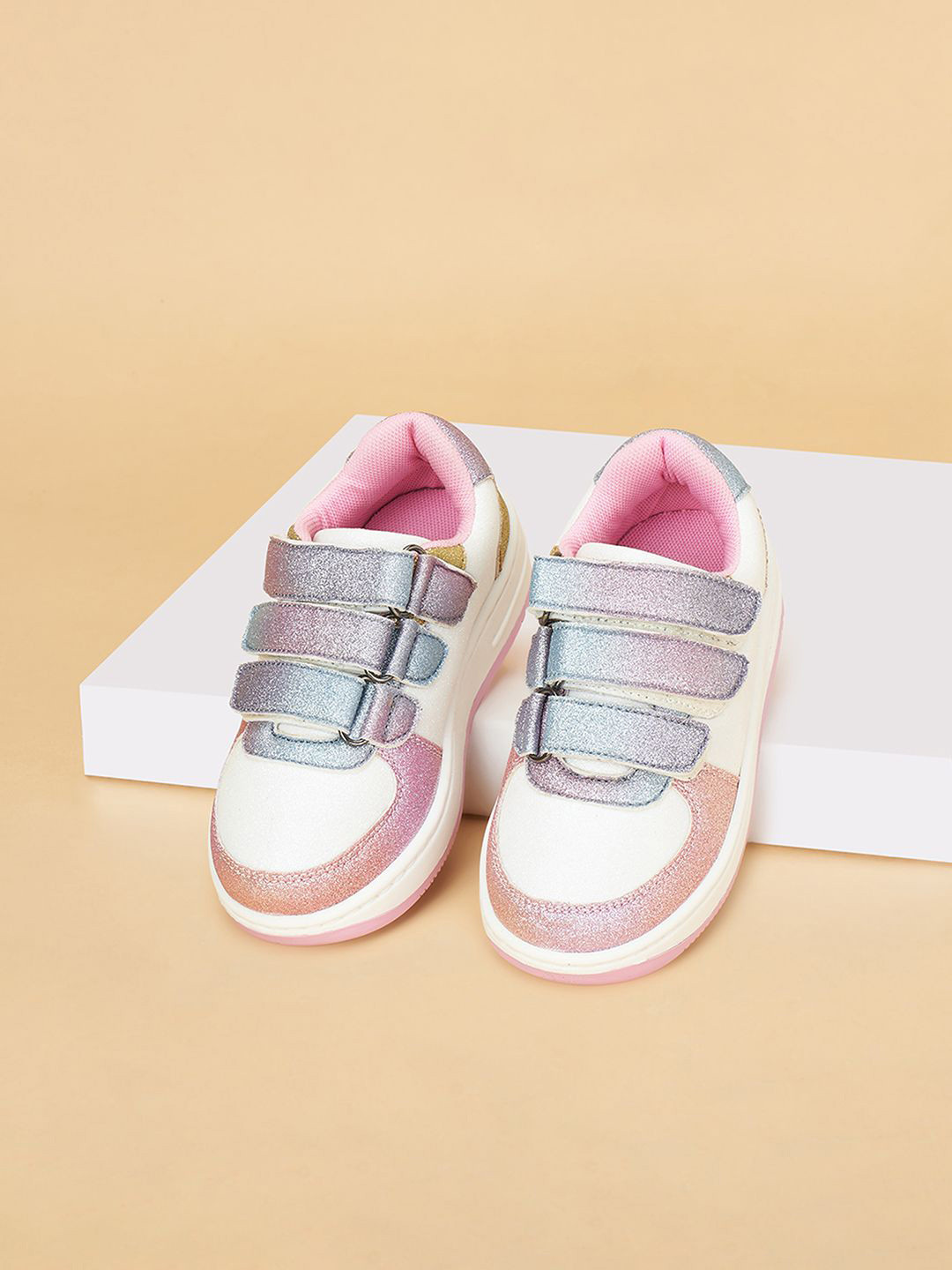 Pantaloons Junior Girls Textured PU VelcroSneakers