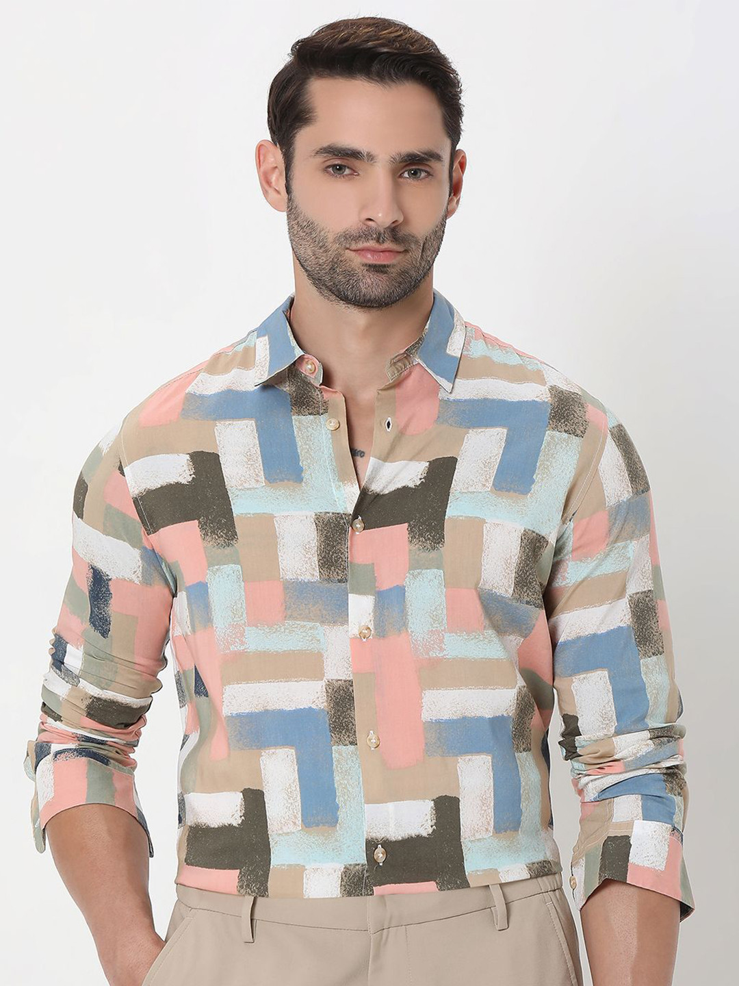 Mufti Men Spread Collar Abstract Striped Cotton Slim Fit Casual Shirt