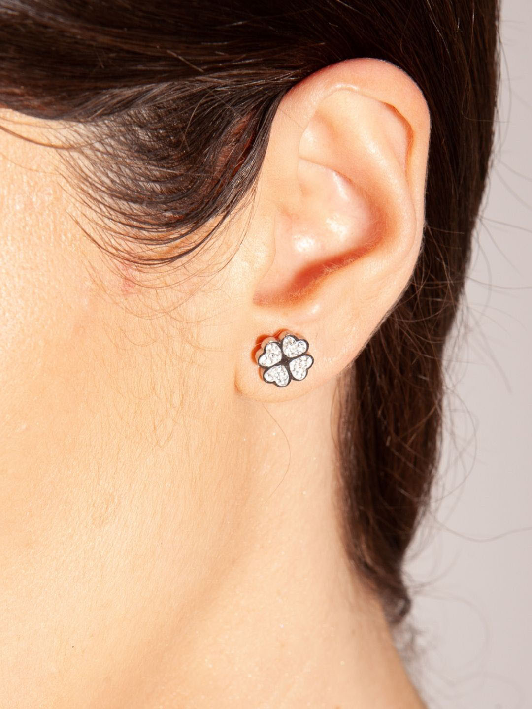 HighSpark 925 Sterling Silver Cubic Zirconia Clover Shaped Studs