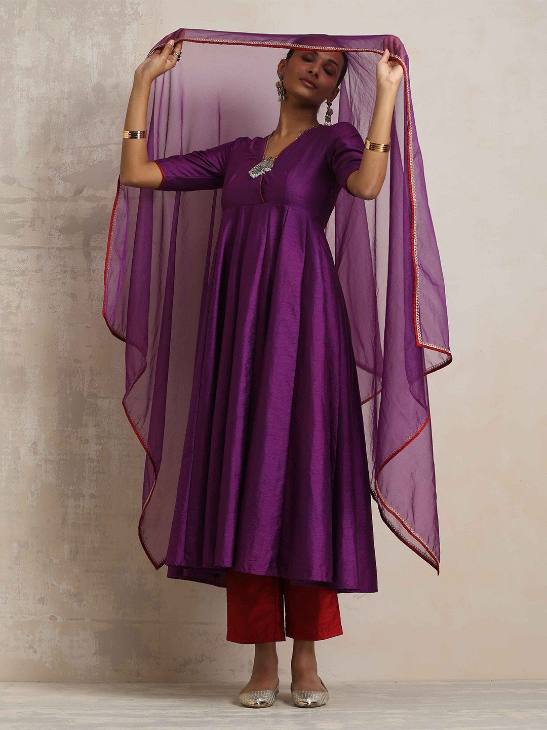 trueBrowns V-Neck Anarkali Kurta With Trousers & Dupatta
