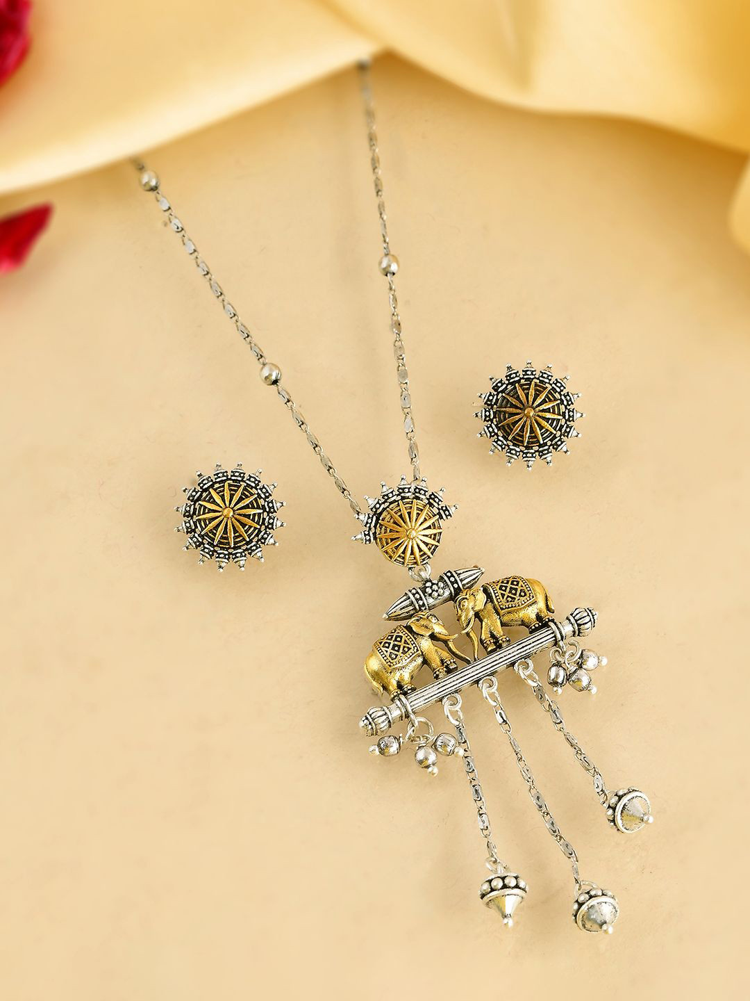 Qasbah Haathi Mere Sathi Oxidised Two Tone Pendant Set