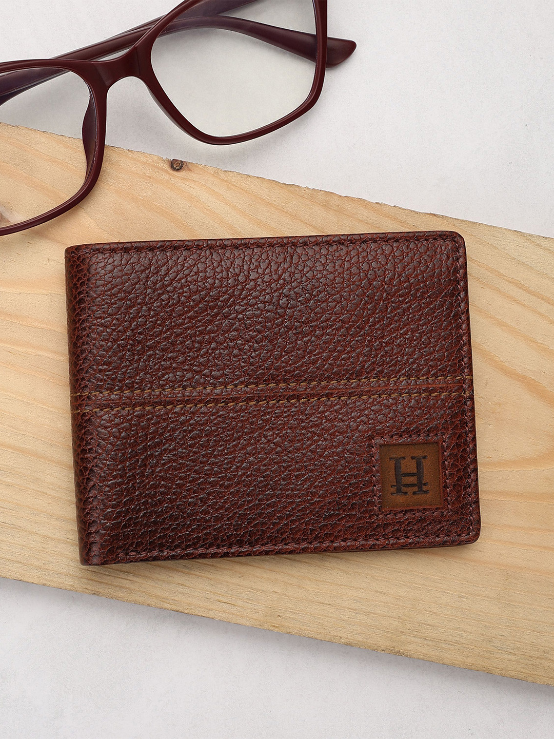 HIROSHI Men Leather Two Fold Tan Bi Fold Sleek and Stylish Wallet