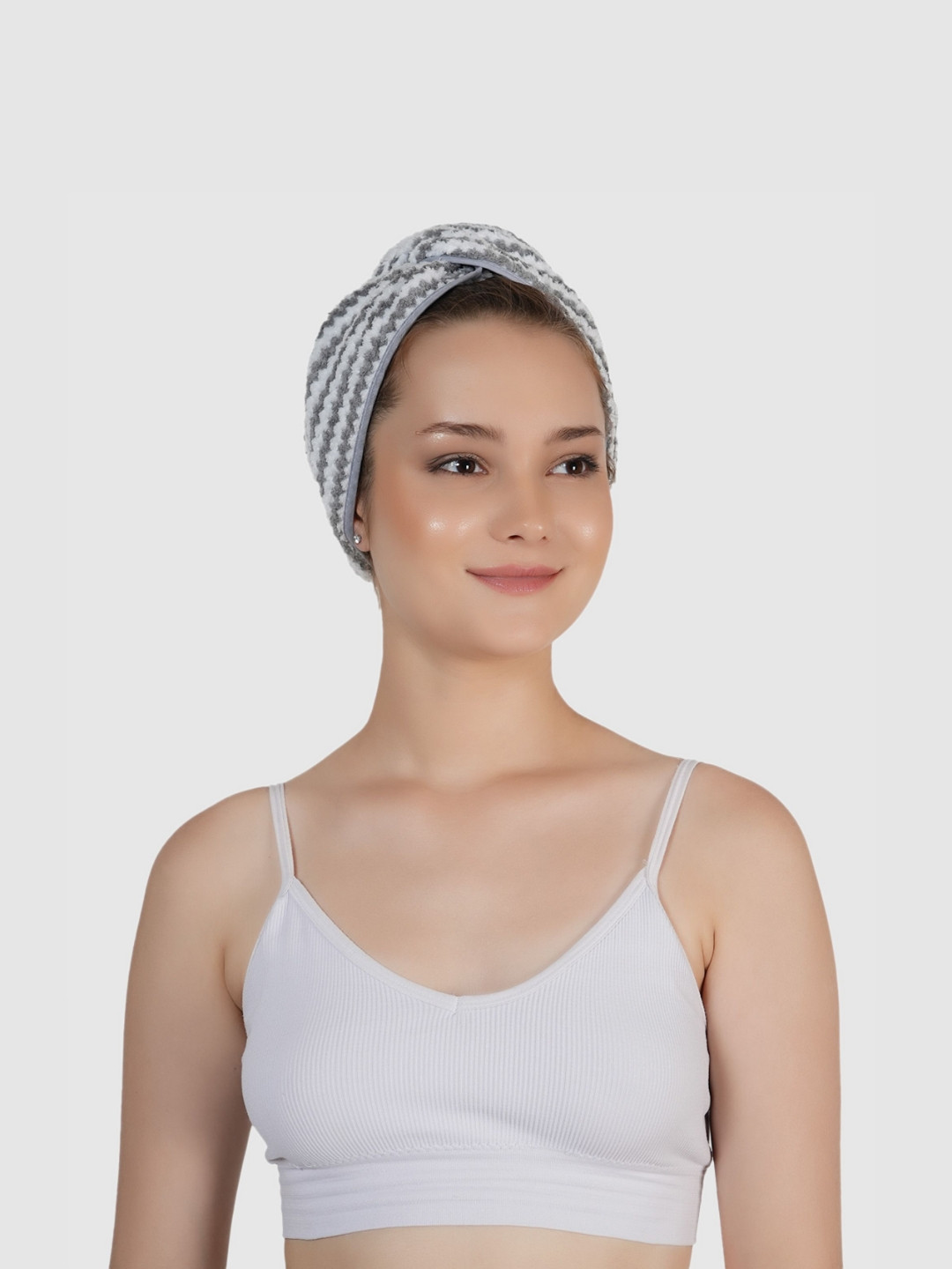 Style Shoes Grey & White 1 Other 350 GSM Bath Towel