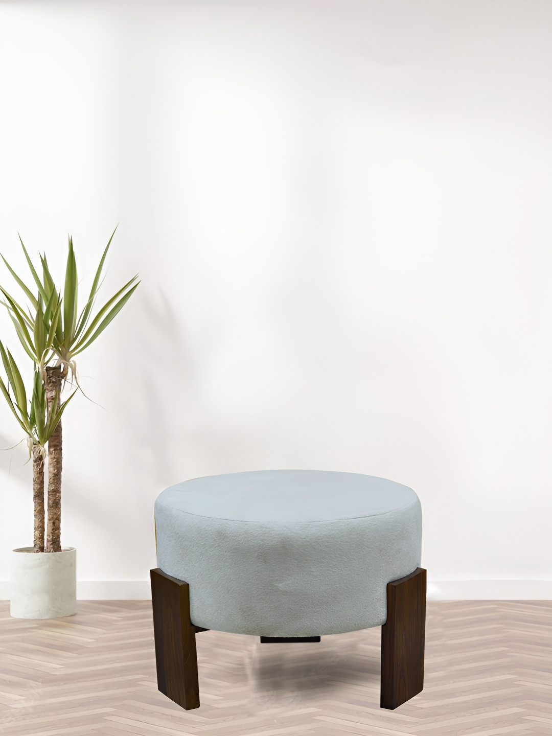 GLOBALLY INDIAN Blue & Brown Round Velvet Knitted Ottoman