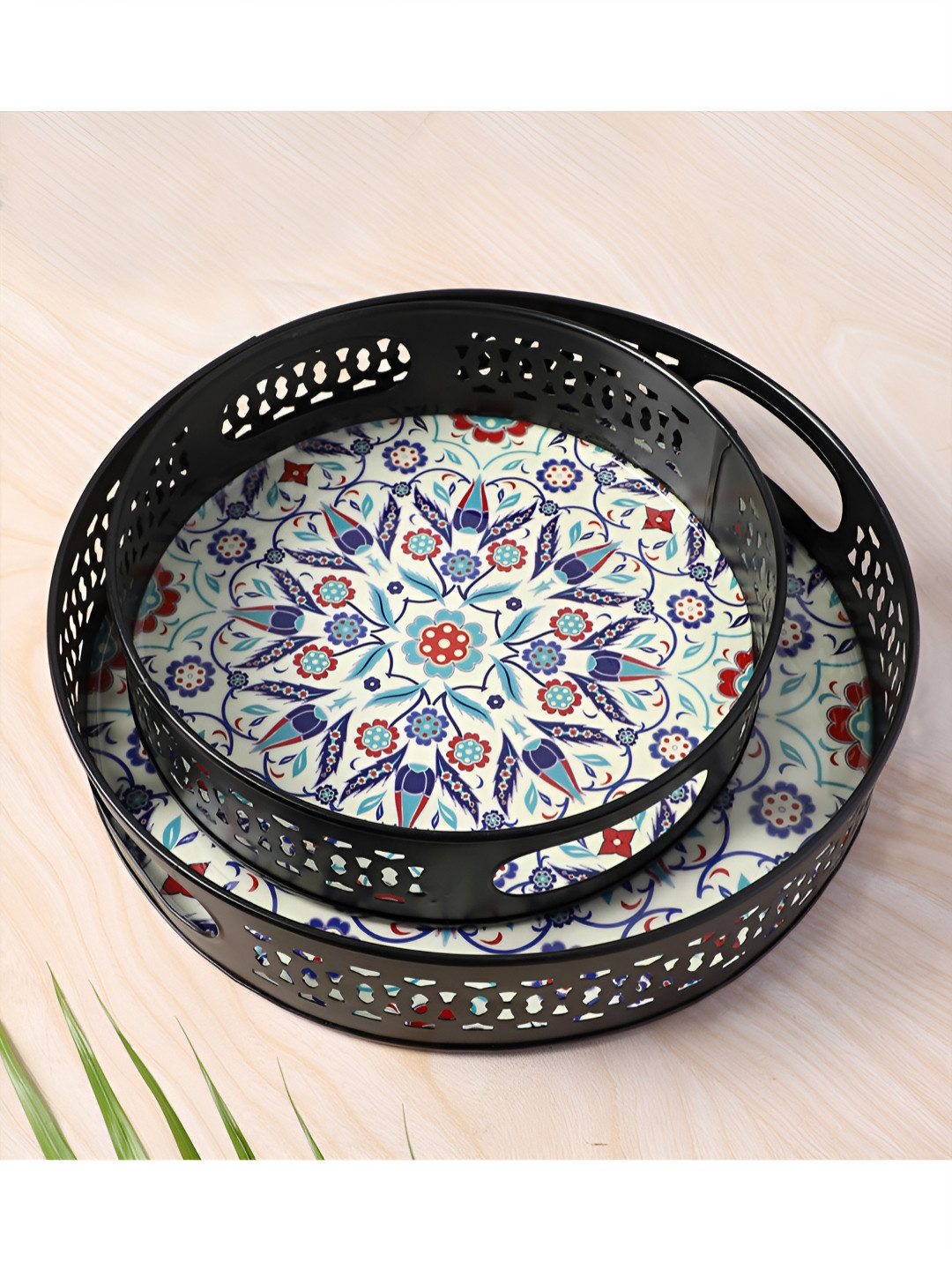 Two Moustaches 2 Pcs Traditional Design Serving Trays Set