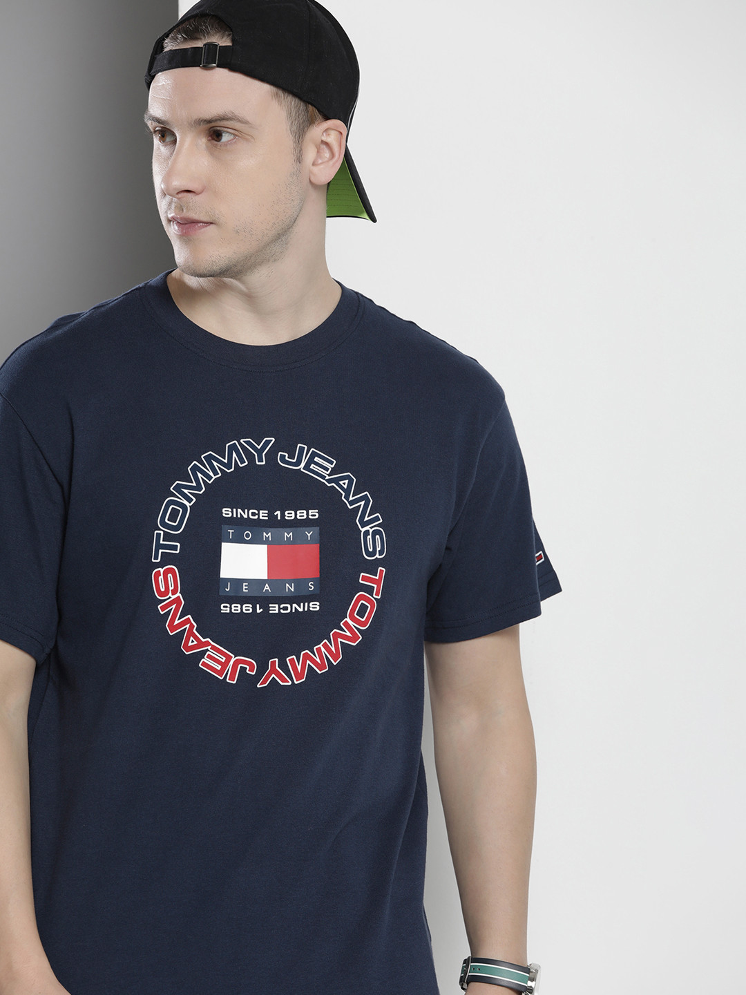 Tommy Hilfiger Men Brand Logo Printed Drop-Shoulder Sleeves Pure Organic Cotton Relaxed Fit T-shirt