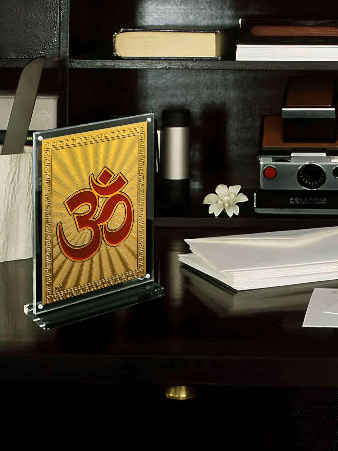 Hawai Gold Toned & Transparent Om Table Photo Frame