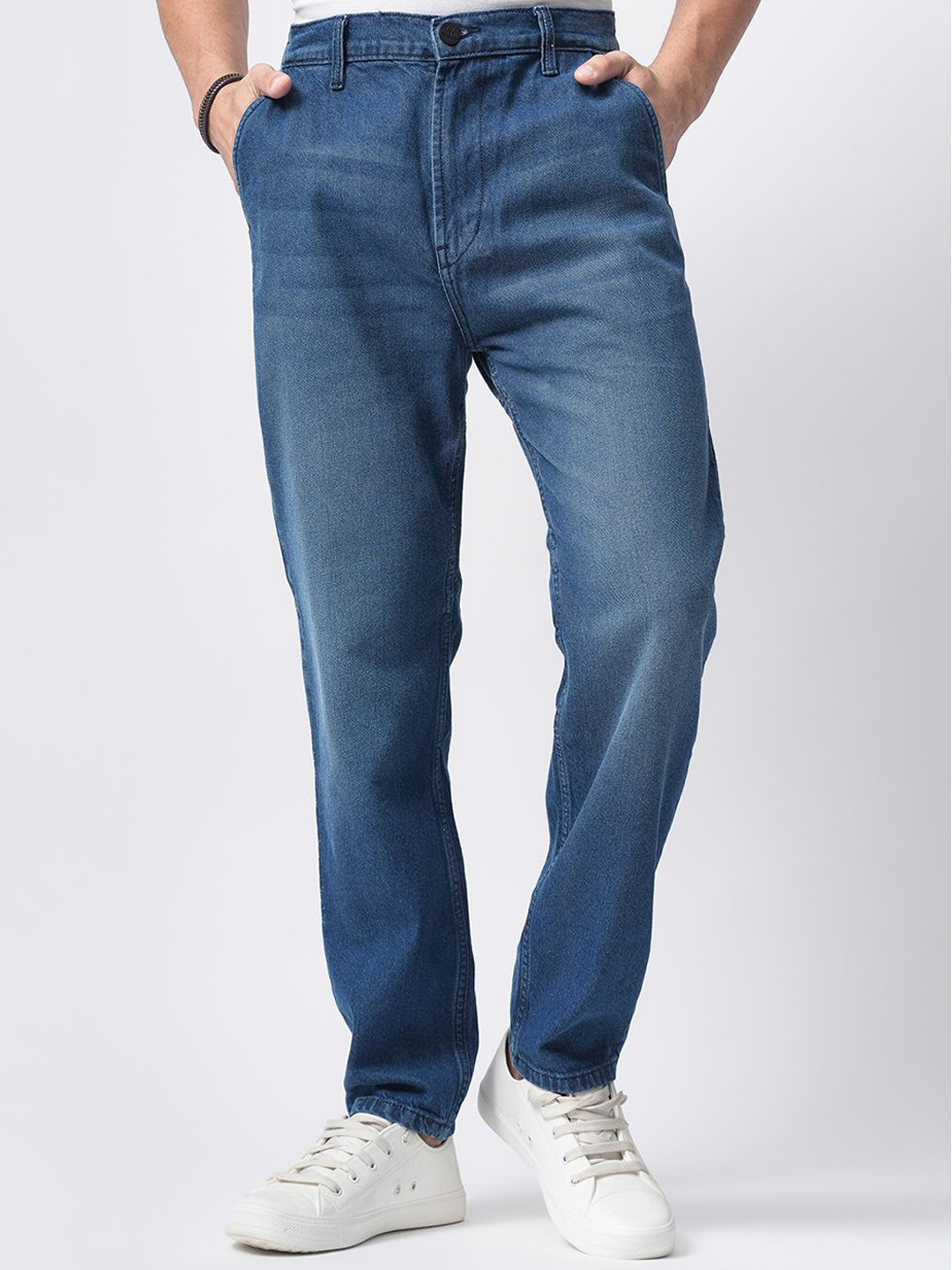 British Club Men Comfort Relaxed Fit Low-Rise Light Fade Jeans