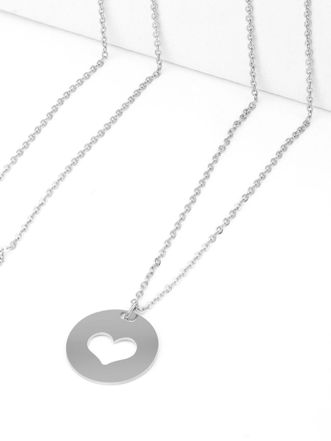 Goldnera Girls 925 Sterling Silver-Plated Circluar Heart Pendant with Chain