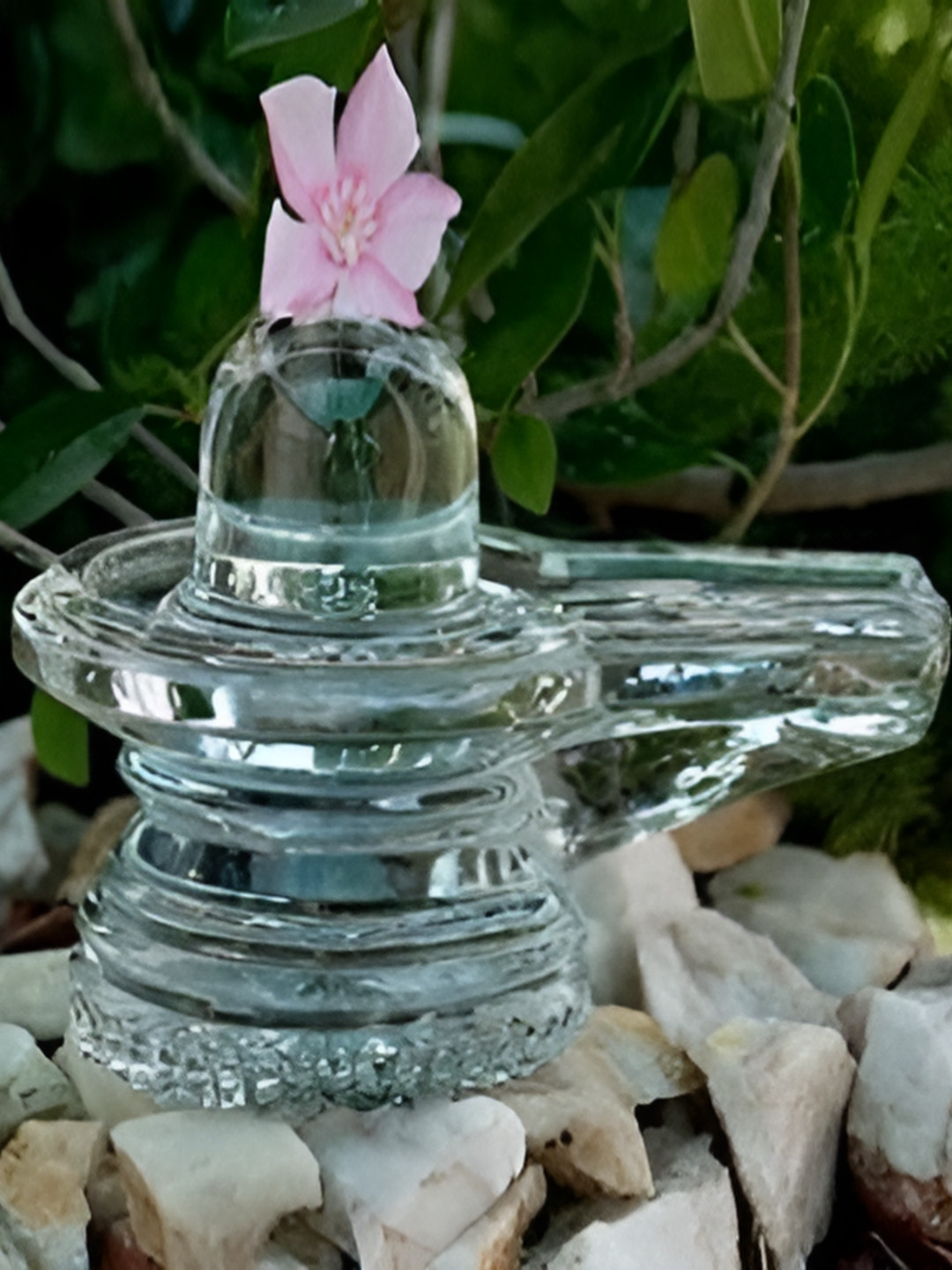 Navyaksh Ram Darbar, Radhe Krishna, Standing Laxmi Ganesh, Shiv Parivar White Glass Glossy Prayer Room Small Showpiece - 3.1 Inches